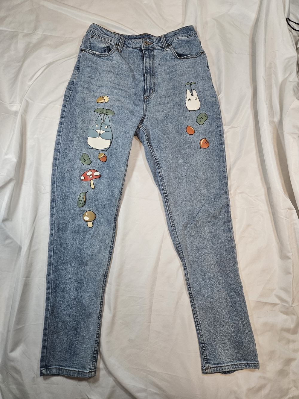 Straight Leg Light Blue Denim Jeans with Whimsical Painted Motif